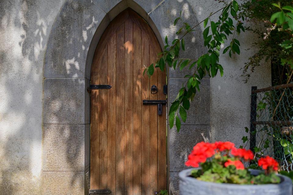 Hawthorn Hut Kilkenny Glamping At Jenkinstown House Hotel Jenkinstown Park Buitenkant foto