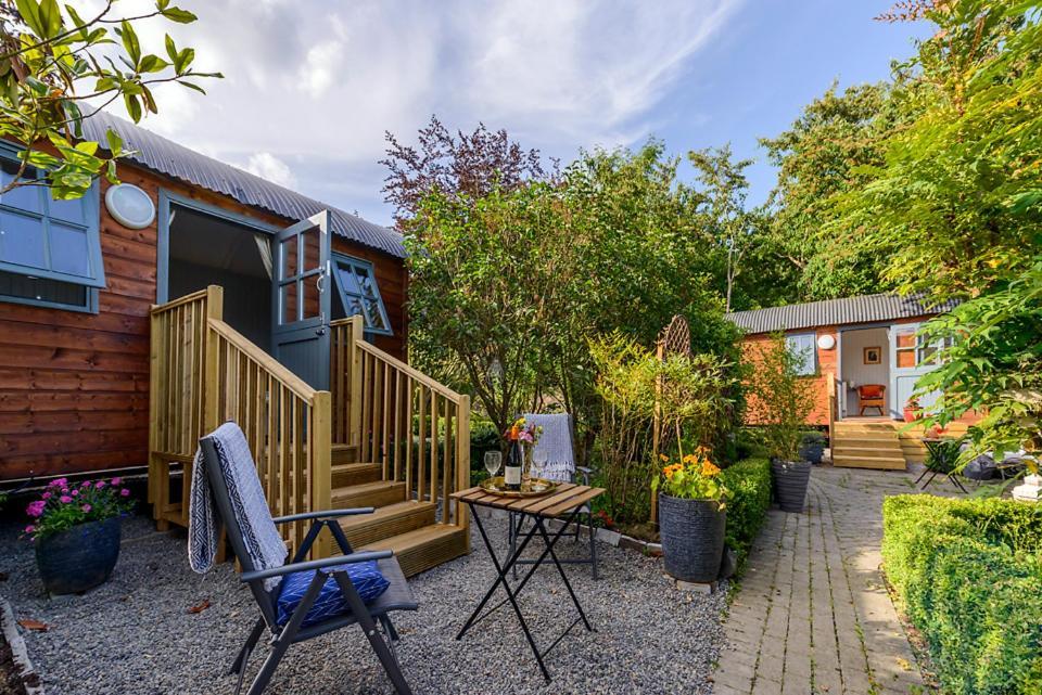 Hawthorn Hut Kilkenny Glamping At Jenkinstown House Hotel Jenkinstown Park Buitenkant foto